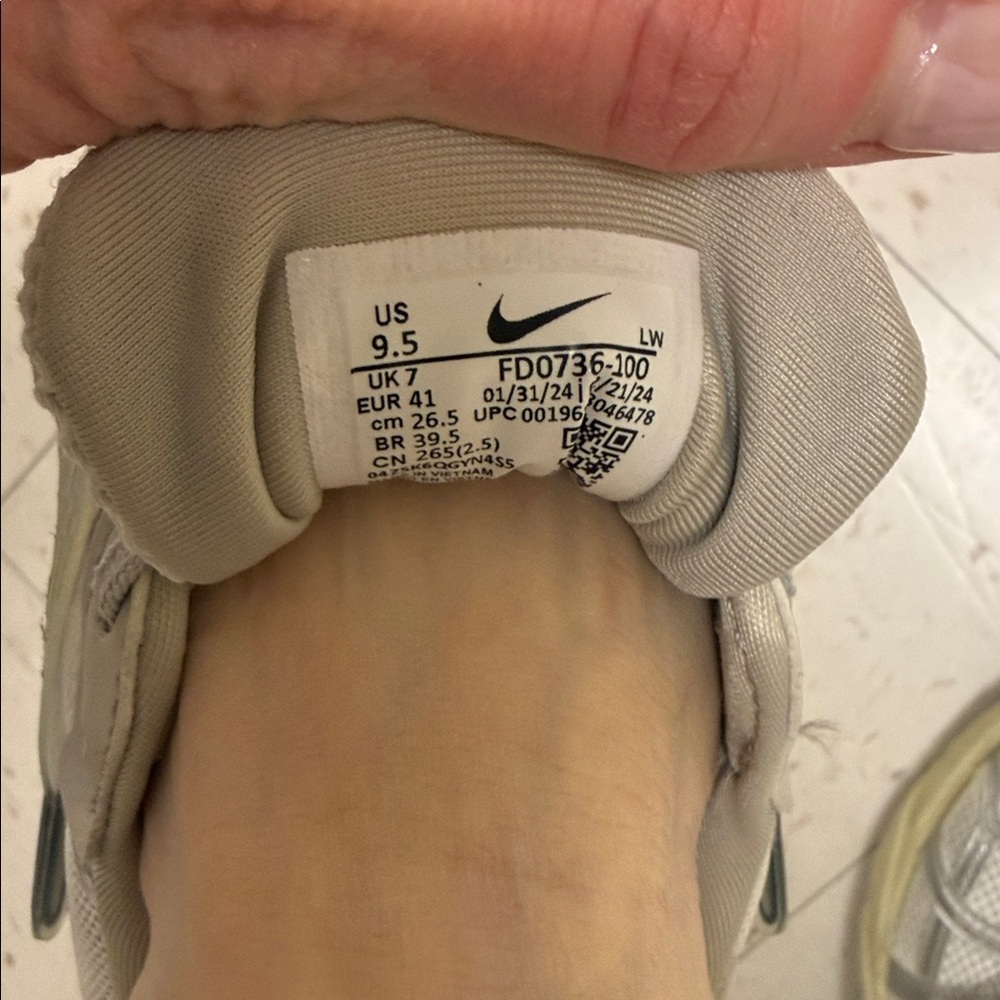 Nike V2K run - Picture 6 of 7